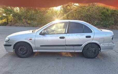 Nissan Almera, 2002 год, 175 000 рублей, 6 фотография