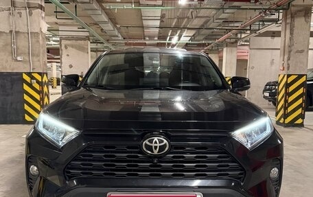 Toyota RAV4, 2021 год, 2 979 000 рублей, 1 фотография