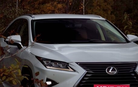 Lexus RX IV рестайлинг, 2016 год, 3 850 000 рублей, 1 фотография