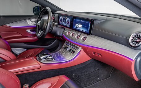 Mercedes-Benz CLS, 2018 год, 5 300 000 рублей, 9 фотография