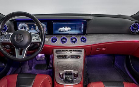 Mercedes-Benz CLS, 2018 год, 5 300 000 рублей, 10 фотография