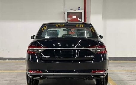 Skoda Superb III рестайлинг, 2025 год, 4 381 766 рублей, 4 фотография