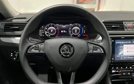 Skoda Superb III рестайлинг, 2025 год, 4 381 766 рублей, 6 фотография