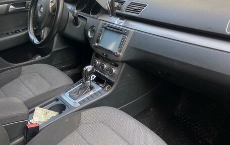 Volkswagen Passat B7, 2012 год, 900 000 рублей, 4 фотография