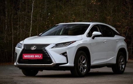 Lexus RX IV рестайлинг, 2016 год, 3 850 000 рублей, 4 фотография