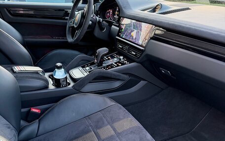 Porsche Cayenne III, 2022 год, 17 900 000 рублей, 11 фотография
