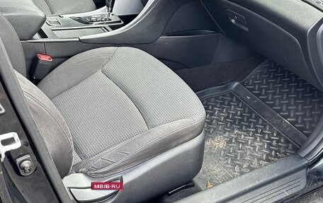 Hyundai Sonata VI, 2011 год, 825 000 рублей, 12 фотография