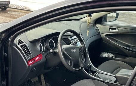 Hyundai Sonata VI, 2011 год, 825 000 рублей, 9 фотография