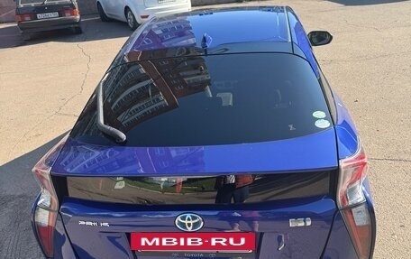 Toyota Prius IV XW50, 2016 год, 1 700 000 рублей, 12 фотография