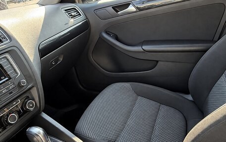 Volkswagen Jetta VI, 2018 год, 1 550 000 рублей, 11 фотография