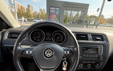 Volkswagen Jetta VI, 2018 год, 1 550 000 рублей, 10 фотография