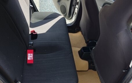 Toyota Vitz, 2018 год, 975 000 рублей, 7 фотография