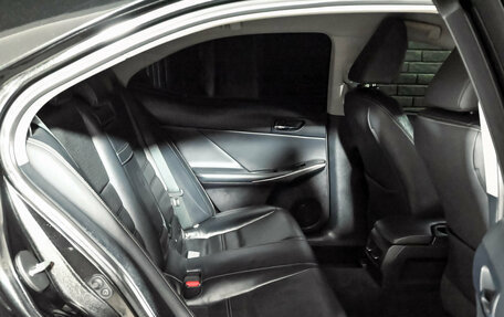 Lexus IS III, 2013 год, 2 000 000 рублей, 18 фотография