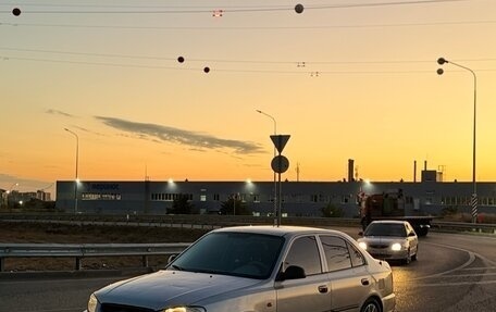 Hyundai Accent II, 2004 год, 280 000 рублей, 1 фотография