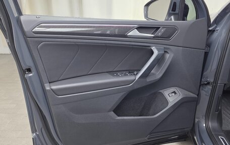 Volkswagen Tiguan II, 2022 год, 2 980 001 рублей, 8 фотография