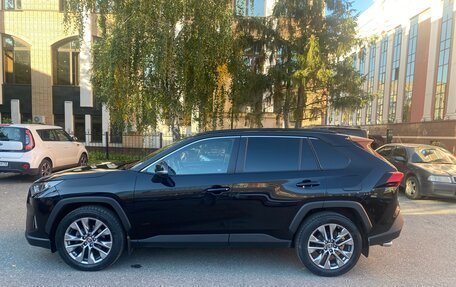 Toyota RAV4, 2021 год, 3 600 000 рублей, 7 фотография