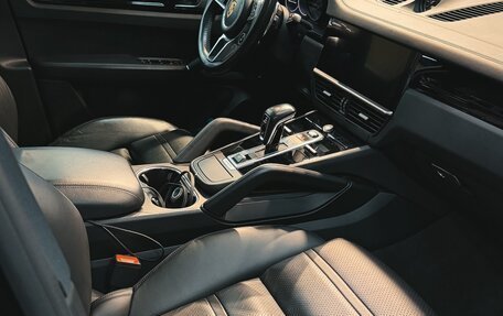Porsche Cayenne III, 2019 год, 8 400 000 рублей, 12 фотография
