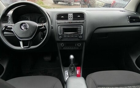 Volkswagen Polo VI (EU Market), 2017 год, 855 000 рублей, 11 фотография