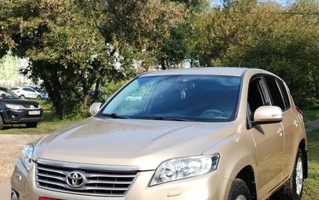 Toyota RAV4, 2011 год, 1 300 000 рублей, 4 фотография