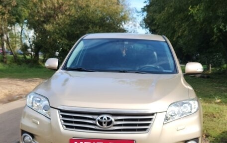 Toyota RAV4, 2011 год, 1 300 000 рублей, 5 фотография
