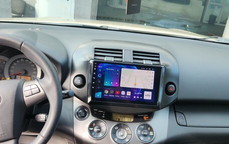 Toyota RAV4, 2011 год, 1 300 000 рублей, 18 фотография