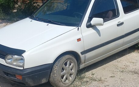 Volkswagen Golf III, 1993 год, 230 000 рублей, 2 фотография