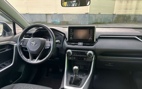 Toyota RAV4, 2020 год, 3 000 000 рублей, 17 фотография