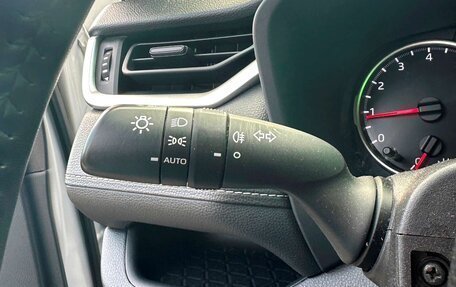 Toyota RAV4, 2020 год, 3 000 000 рублей, 24 фотография
