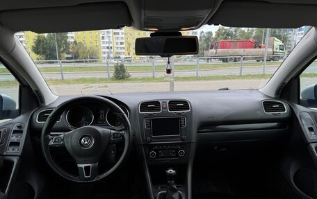 Volkswagen Golf VI, 2012 год, 699 990 рублей, 2 фотография