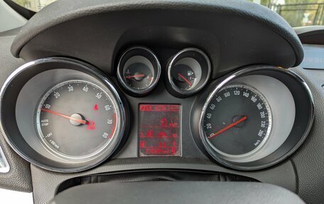 Opel Mokka I, 2012 год, 890 000 рублей, 28 фотография