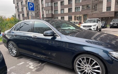 Mercedes-Benz E-Класс, 2016 год, 4 500 000 рублей, 13 фотография