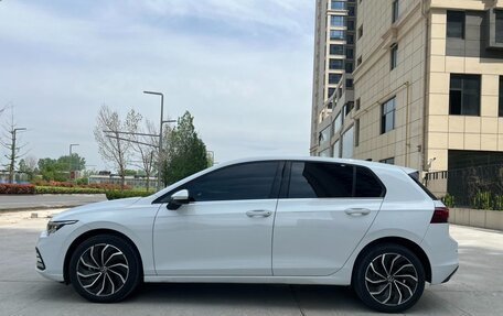 Volkswagen Golf VIII, 2023 год, 2 090 000 рублей, 3 фотография
