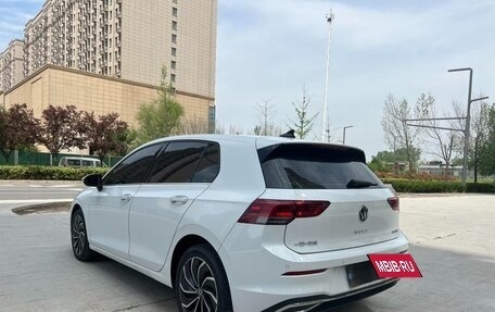 Volkswagen Golf VIII, 2023 год, 2 090 000 рублей, 5 фотография