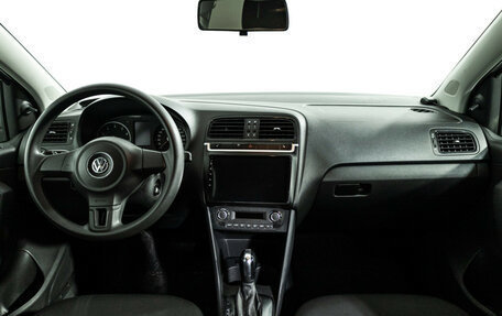 Volkswagen Polo VI (EU Market), 2012 год, 510 585 рублей, 13 фотография