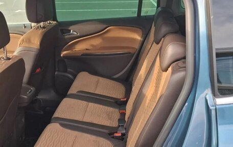 Opel Zafira C рестайлинг, 2013 год, 930 000 рублей, 3 фотография