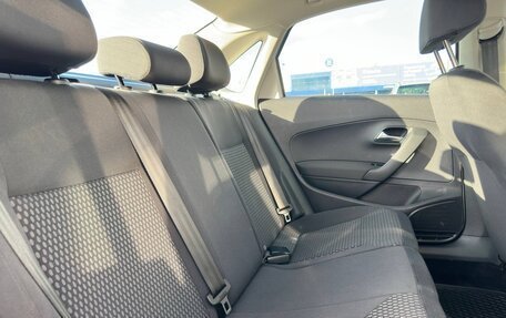 Volkswagen Polo VI (EU Market), 2013 год, 897 000 рублей, 4 фотография