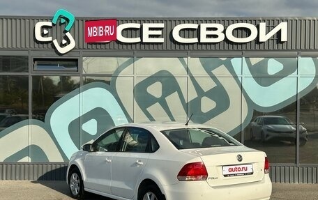 Volkswagen Polo VI (EU Market), 2013 год, 897 000 рублей, 3 фотография