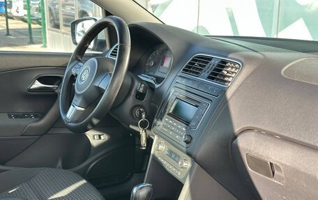 Volkswagen Polo VI (EU Market), 2013 год, 897 000 рублей, 13 фотография