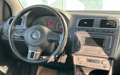 Volkswagen Polo VI (EU Market), 2013 год, 897 000 рублей, 14 фотография