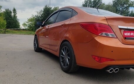 Hyundai Solaris II рестайлинг, 2015 год, 600 000 рублей, 6 фотография
