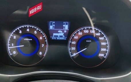 Hyundai Solaris II рестайлинг, 2015 год, 600 000 рублей, 10 фотография