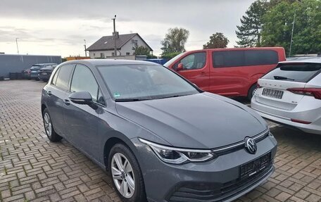 Volkswagen Golf VIII, 2023 год, 1 992 000 рублей, 3 фотография