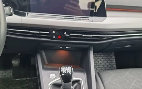 Volkswagen Golf VIII, 2023 год, 1 992 000 рублей, 13 фотография
