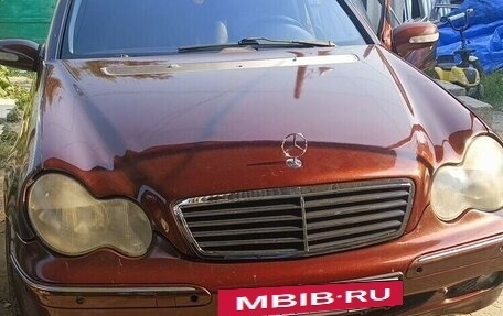 Mercedes-Benz C-Класс, 2002 год, 630 000 рублей, 2 фотография