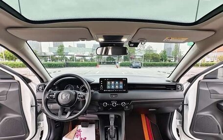 Honda Vezel, 2023 год, 1 710 001 рублей, 12 фотография