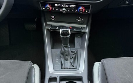 Audi Q3, 2023 год, 2 990 000 рублей, 15 фотография