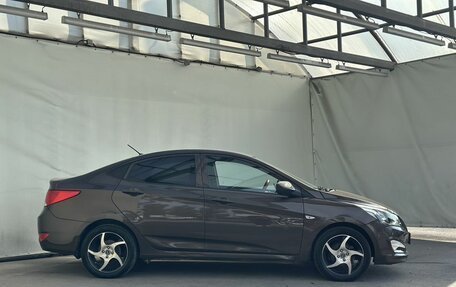 Hyundai Solaris II рестайлинг, 2016 год, 990 000 рублей, 8 фотография