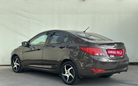 Hyundai Solaris II рестайлинг, 2016 год, 990 000 рублей, 5 фотография