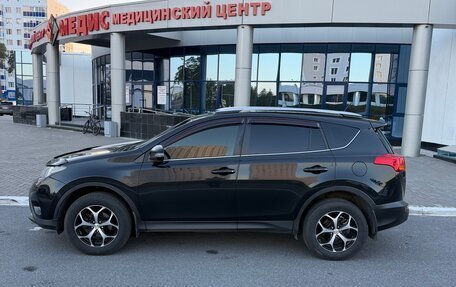 Toyota RAV4, 2013 год, 1 870 000 рублей, 2 фотография