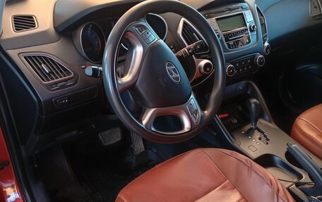 Hyundai ix35 I рестайлинг, 2010 год, 1 100 000 рублей, 8 фотография
